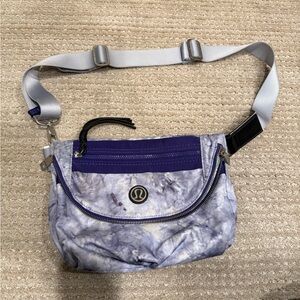 lululemon athletica Festival Crossbody Bag